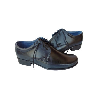 Skórzane półbuty czarne obcas 2 cm nr 28